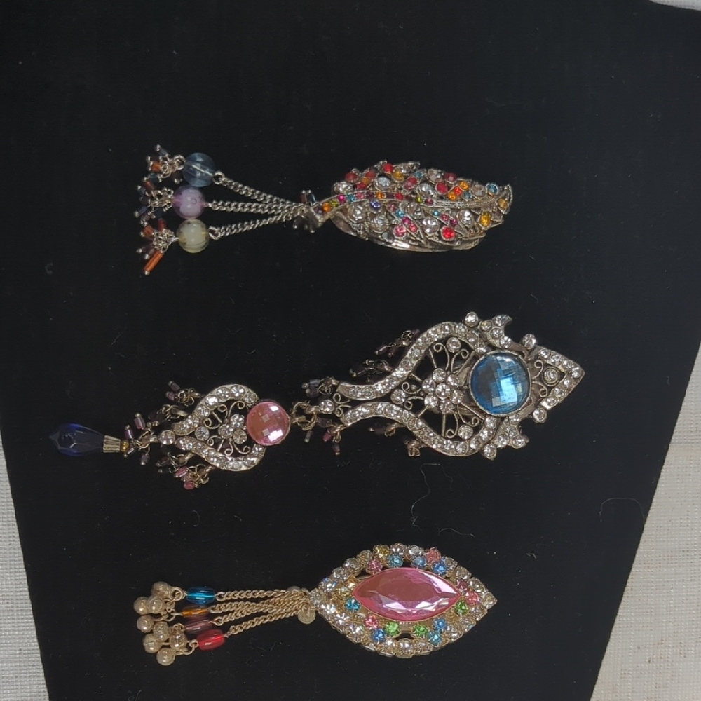 Elegant Multicolor Gemstone Broches